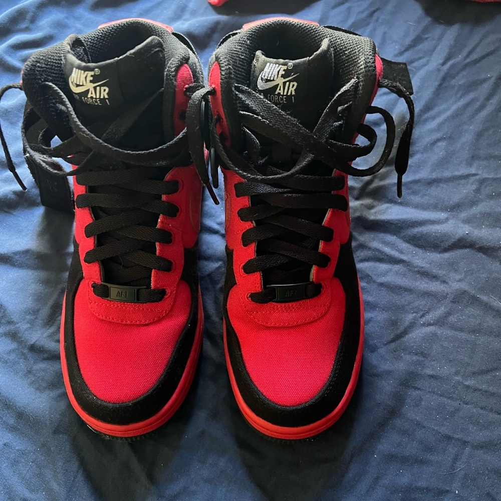 Worn twice 6.5 in women